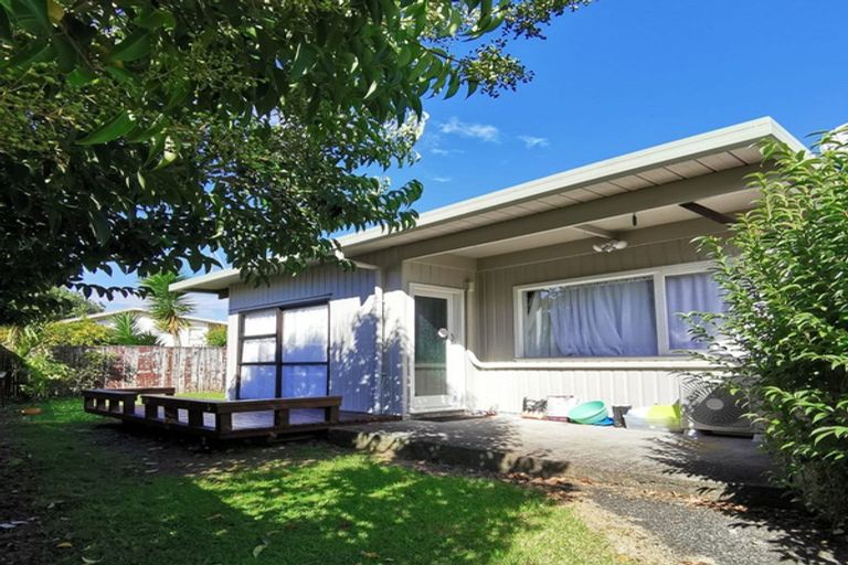 Photo of property in 3/39 Rathgar Road, Henderson, Auckland, 0610