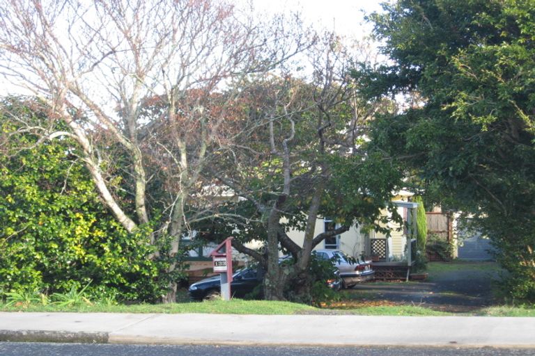 Photo of property in 133 Alexander Road, Raumati Beach, Paraparaumu, 5032