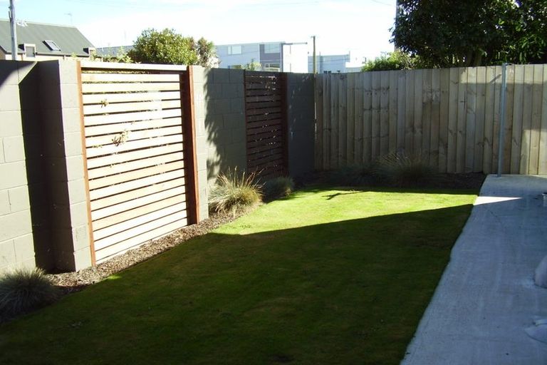 Photo of property in 1/450 Barbadoes Street, Edgeware, Christchurch, 8013