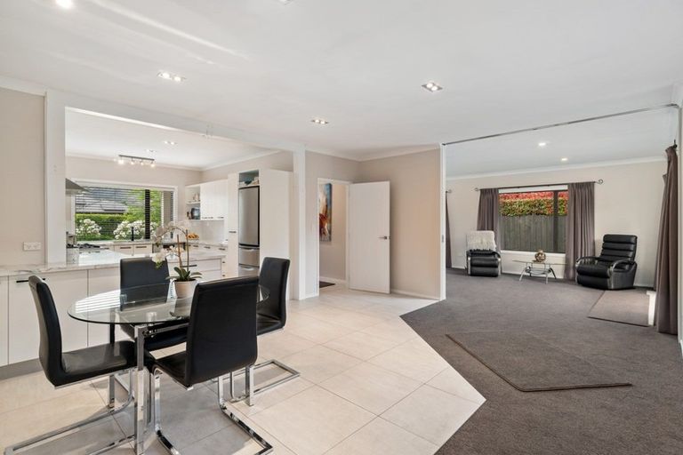 Photo of property in 27 Mavora Road, Lake Hayes, Queenstown, 9304