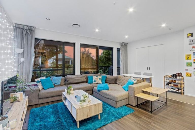 Photo of property in 4/275 Kilmore Street, Christchurch Central, Christchurch, 8011