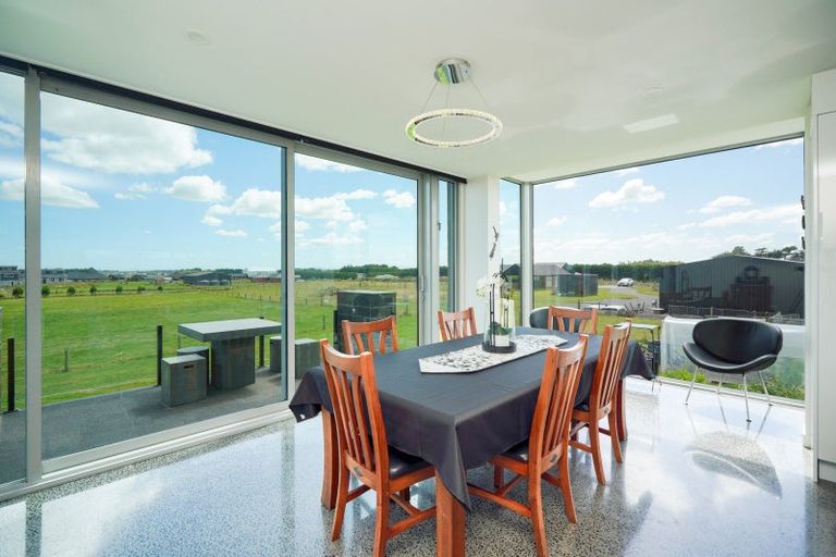 Photo of property in 89 Sunrise Drive, Seaward Bush, Invercargill, 9812