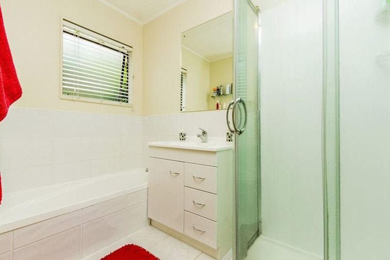 Photo of property in 1/112 Stredwick Drive, Torbay, Auckland, 0630