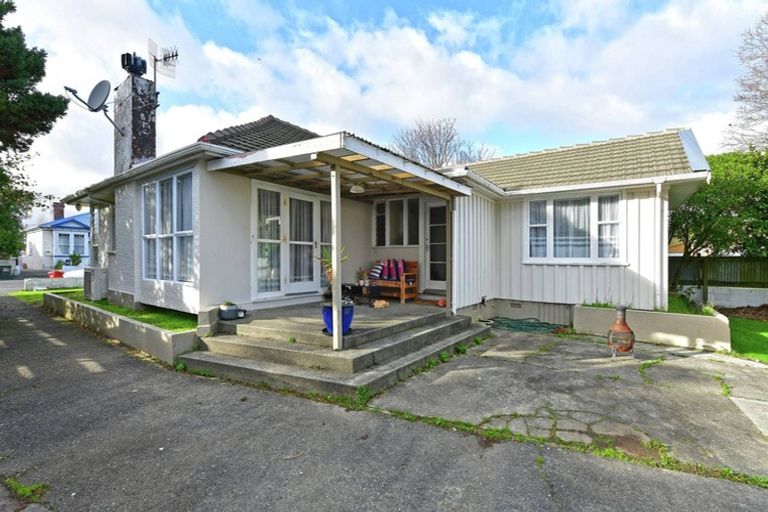Photo of property in 101 Gibbons Street, Ebdentown, Upper Hutt, 5018
