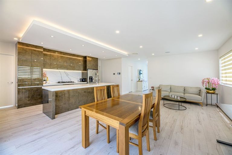 Photo of property in 13 Bight Road, Long Bay, Auckland, 0630