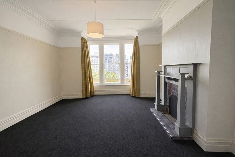 Photo of property in 1/18 Clifton Terrace, Kelburn, Wellington, 6012