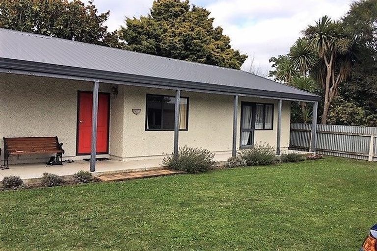 Photo of property in 12a Nimon Street, Havelock North, 4130
