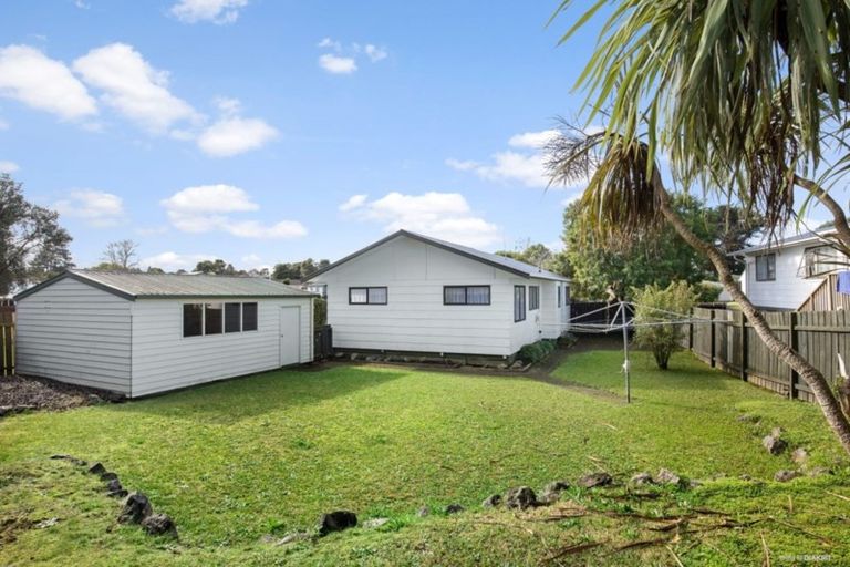 Photo of property in 22 Seaward Place, Wattle Downs, Auckland, 2103