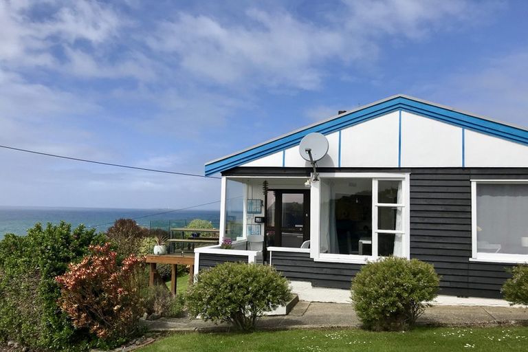 Photo of property in 16 Ward Parade, Bluff, 9814