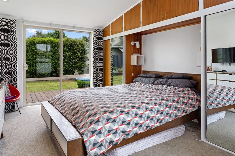 Photo of property in 24 Erin Crescent, Mairehau, Christchurch, 8013