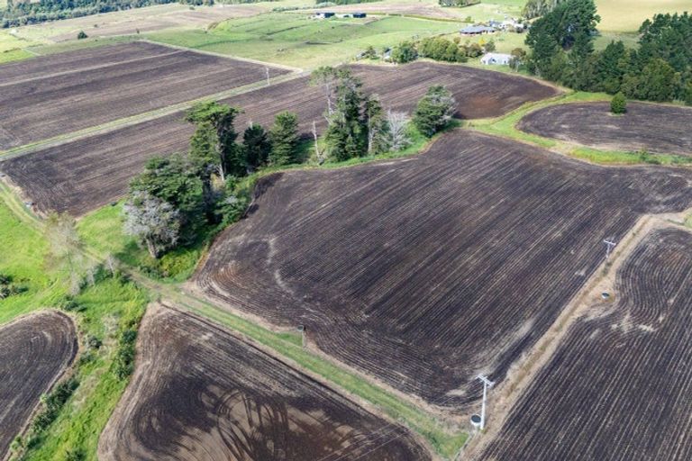 Photo of property in 40 Rona Road, Brixton, Waitara, 4382