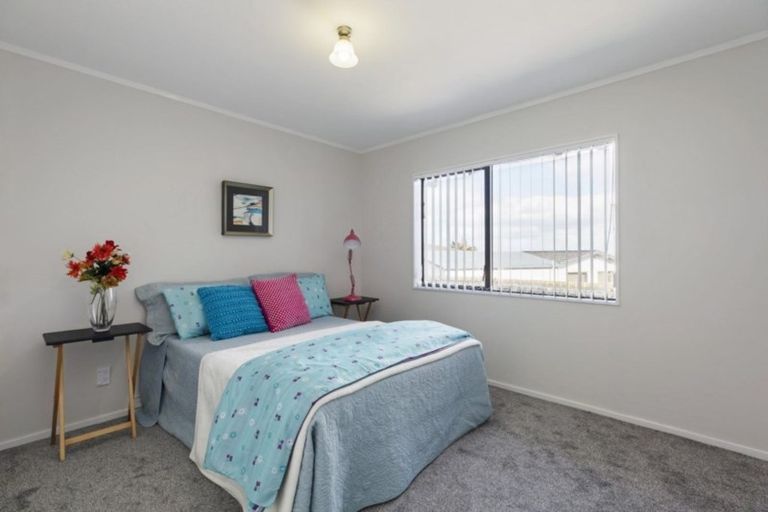 Photo of property in 1/67 Charntay Avenue, Clover Park, Auckland, 2019