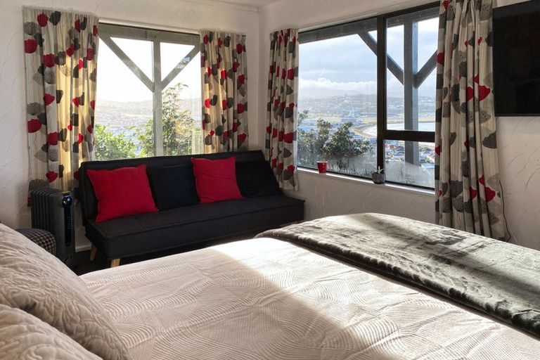 Photo of property in 39 Carlton Street, Melrose, Wellington, 6023