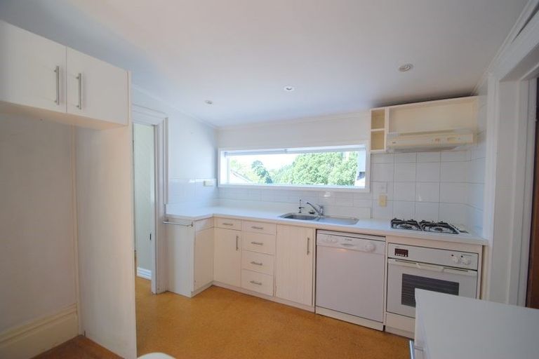 Photo of property in 8 Saint Mary Street, Thorndon, Wellington, 6011