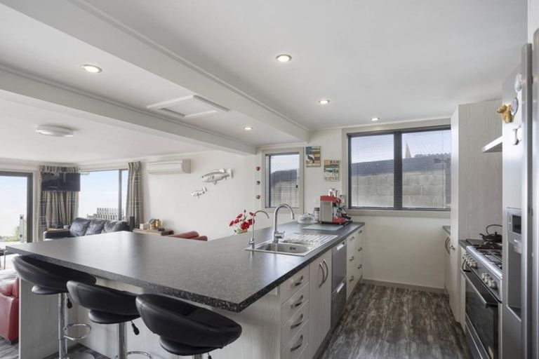 Photo of property in 112 Rocks Highway, Riverton/aparima, Riverton, 9822