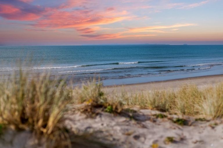 Photo of property in 1/22 Ashley Place, Papamoa Beach, Papamoa, 3118