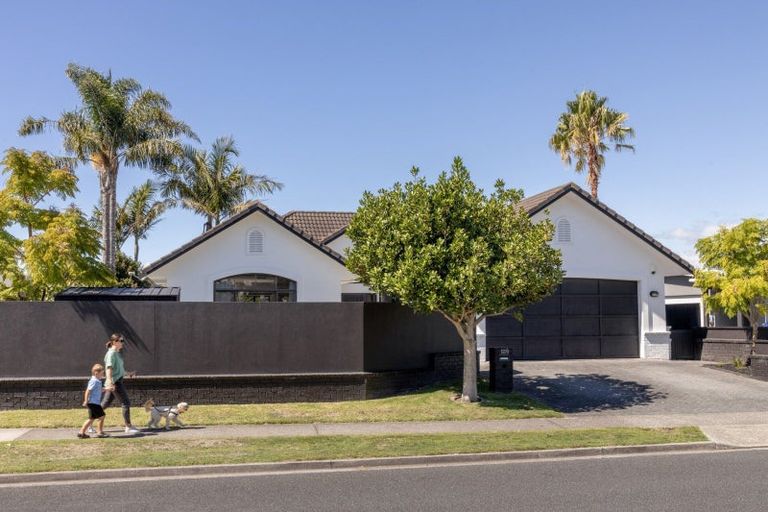 Photo of property in 135 Palm Beach Boulevard, Papamoa Beach, Papamoa, 3118