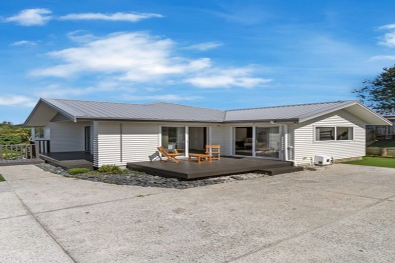 Photo of property in 2/55 Verran Road, Birkenhead, Auckland, 0626