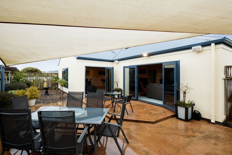 Photo of property in 5 Virginia Grove, Milson, Palmerston North, 4414