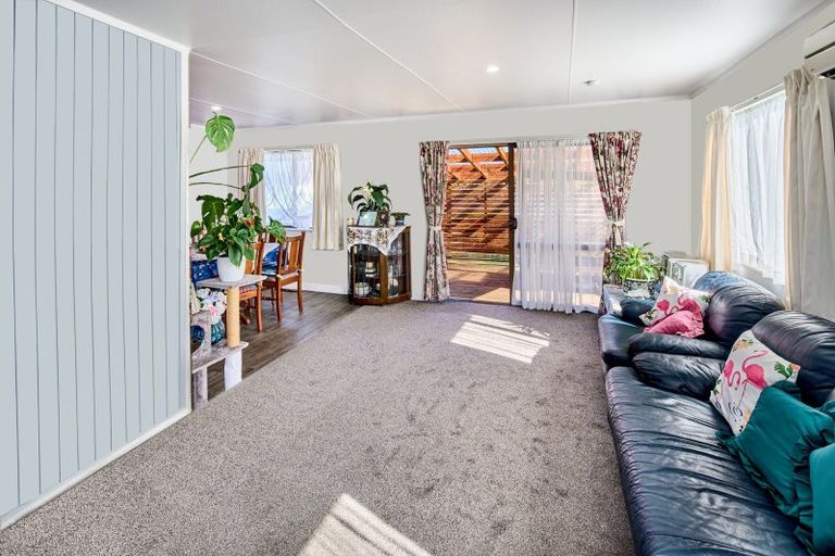 Photo of property in 2 Wellington Road, Wainuiomata, Lower Hutt, 5014
