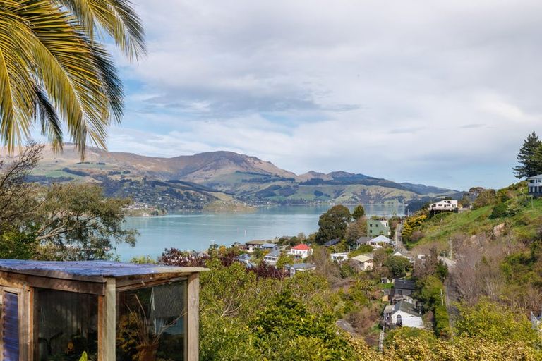 Photo of property in 24 Selwyn Road, Lyttelton, 8082
