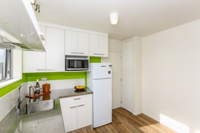 Photo of property in 159c Lemon Street, Strandon, New Plymouth, 4312