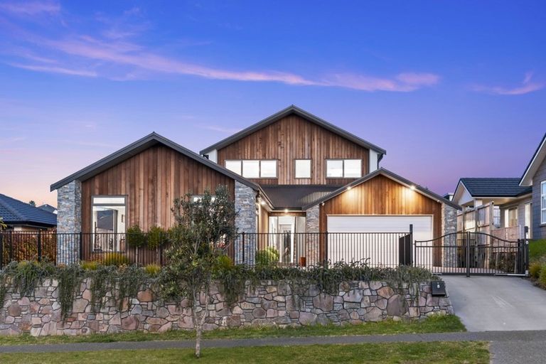 Photo of property in 8 Glenpark Crescent, Bethlehem, Tauranga, 3110