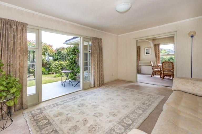 Photo of property in 70 Basingstoke Street, Aranui, Christchurch, 8061