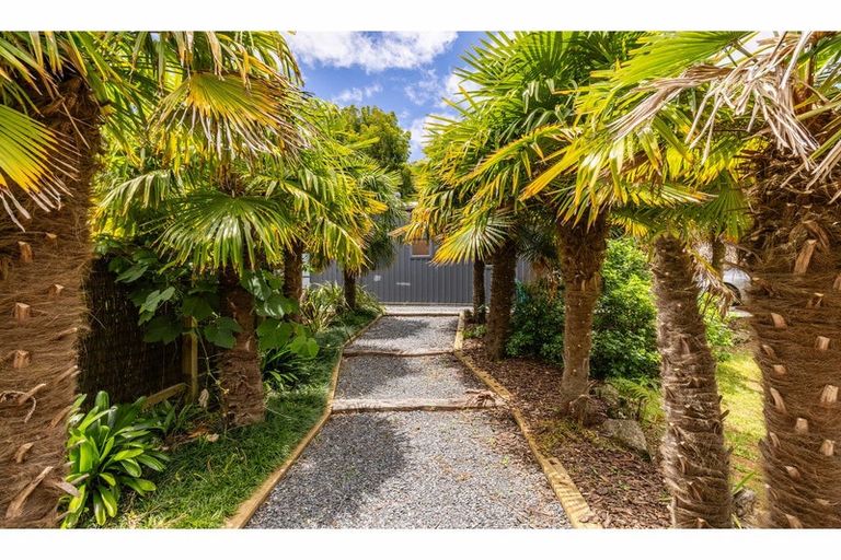 Photo of property in 2 Pickmere Lane, Kerikeri, 0230