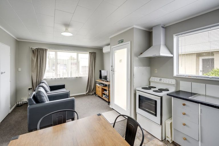 Photo of property in 7b Devonshire Place, Taradale, Napier, 4112