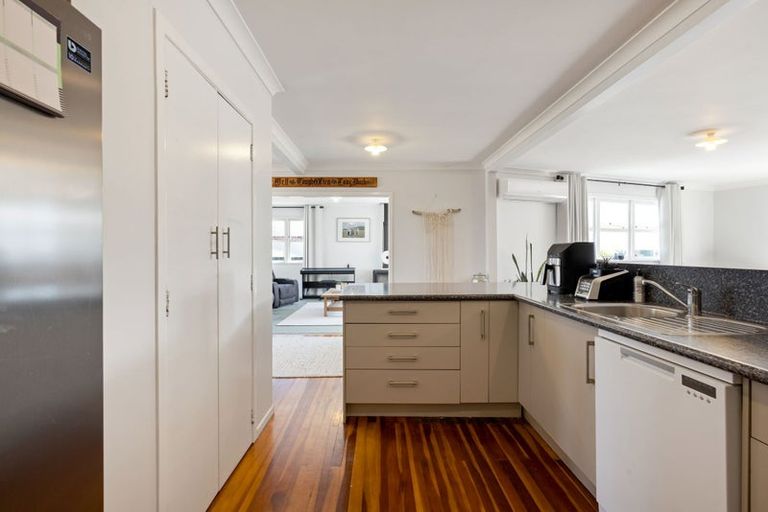 Photo of property in 21 Macdonald Road, Glenview, Hamilton, 3206