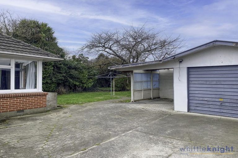 Photo of property in 11 Mappleton Avenue, Burnside, Christchurch, 8053