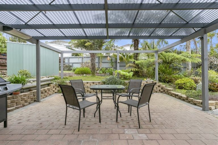 Photo of property in 48 Tiroroa Avenue, Te Atatu South, Auckland, 0610