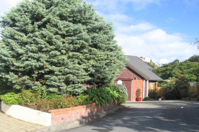 Photo of property in 9 George Gee Drive, Korokoro, Lower Hutt, 5012