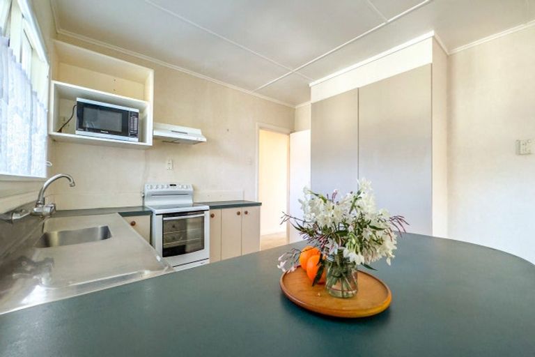 Photo of property in 16 Kennedy Street, Paeroa, 3600