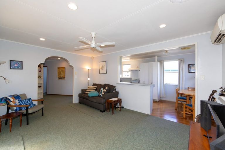 Photo of property in 7 Sefton Street, Havelock North, 4130