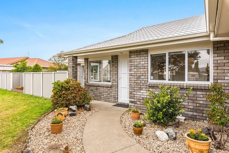 Photo of property in 24 Rangiatea Street, Paraparaumu Beach, Paraparaumu, 5032