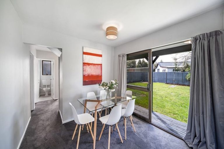 Photo of property in 15 Factory Road, Belfast, Christchurch, 8051