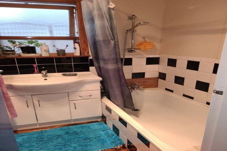 Photo of property in 21 Euan Street, Mangakakahi, Rotorua, 3015