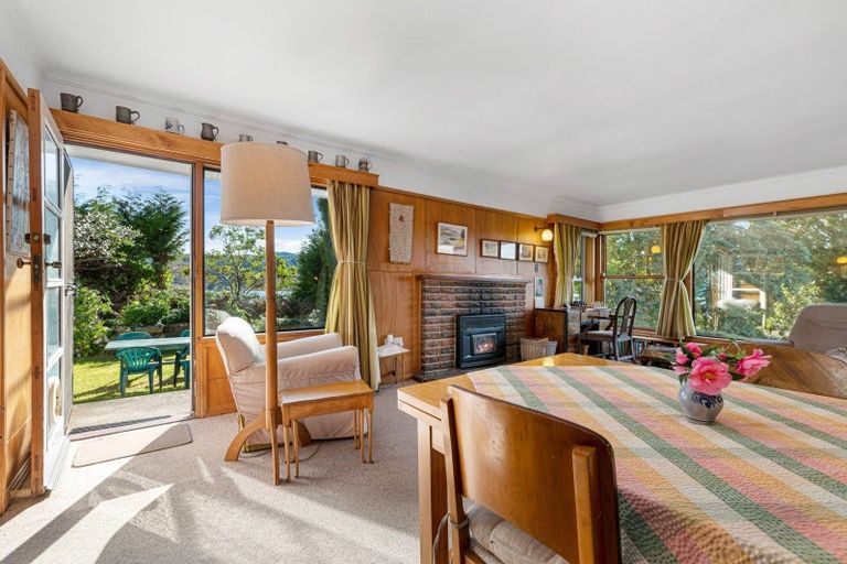 Photo of property in 43 Okareka Loop Road, Lake Okareka, Rotorua, 3076