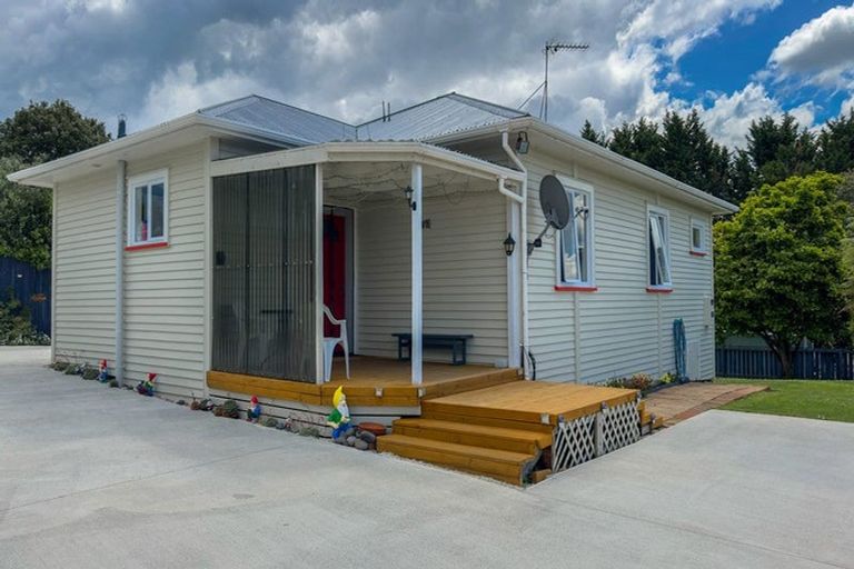 Photo of property in 5 Ensor Place, Tirau, 3410