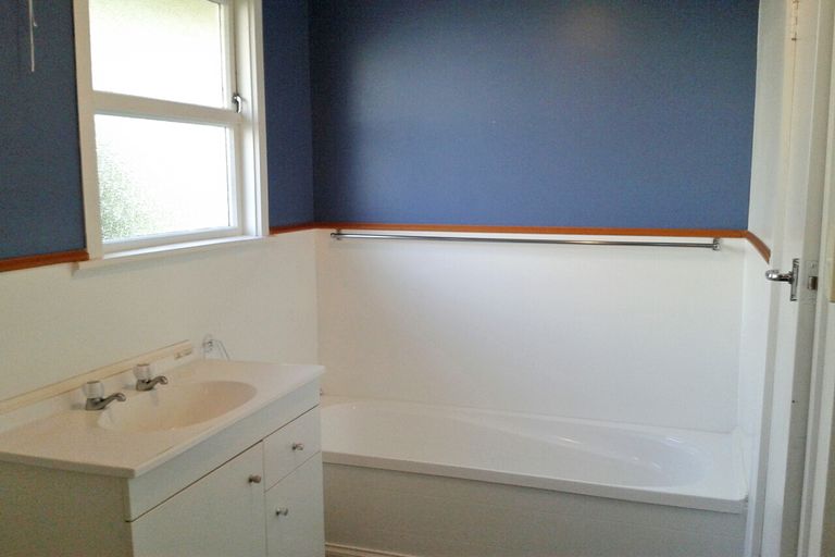 Photo of property in 1b Ure Street, South Hill, Oamaru, 9400