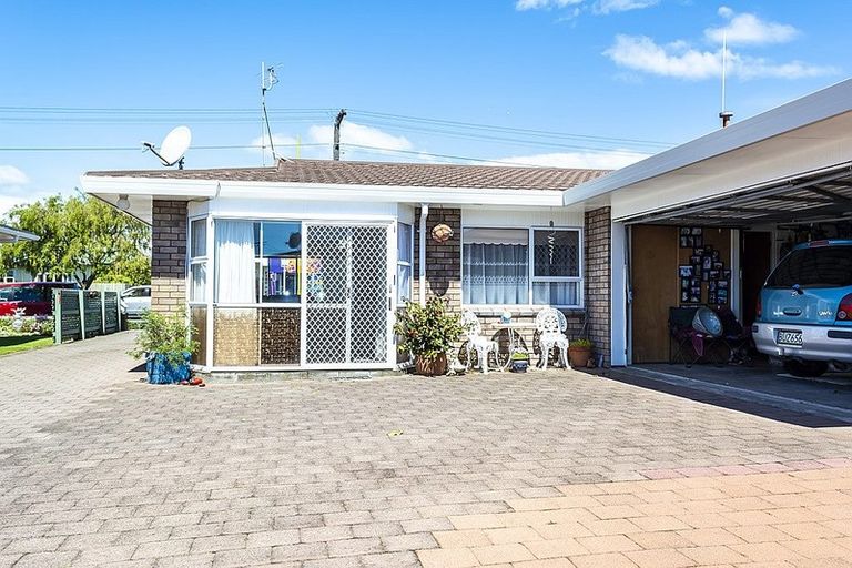 Photo of property in 1/36 Tukapa Street, Westown, New Plymouth, 4310