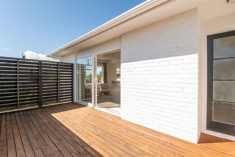 Photo of property in 8 Fairview Road, Western Heights, Rotorua, 3015