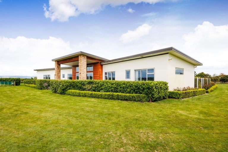 Photo of property in 171 Oroua Road, Kairanga, Palmerston North, 4475