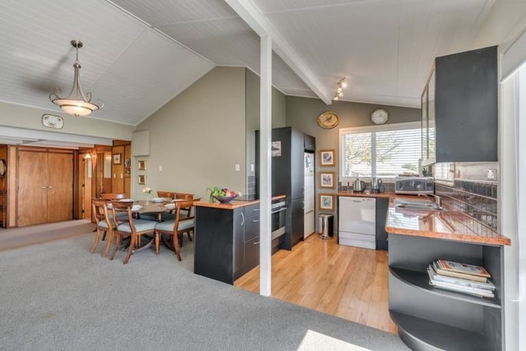 Photo of property in 6 Chad Street, Rainbow Point, Taupo, 3330
