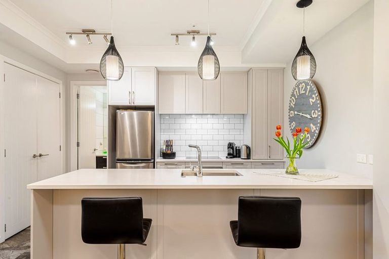 Photo of property in 138 Eaves Bush Parade, Orewa, 0931