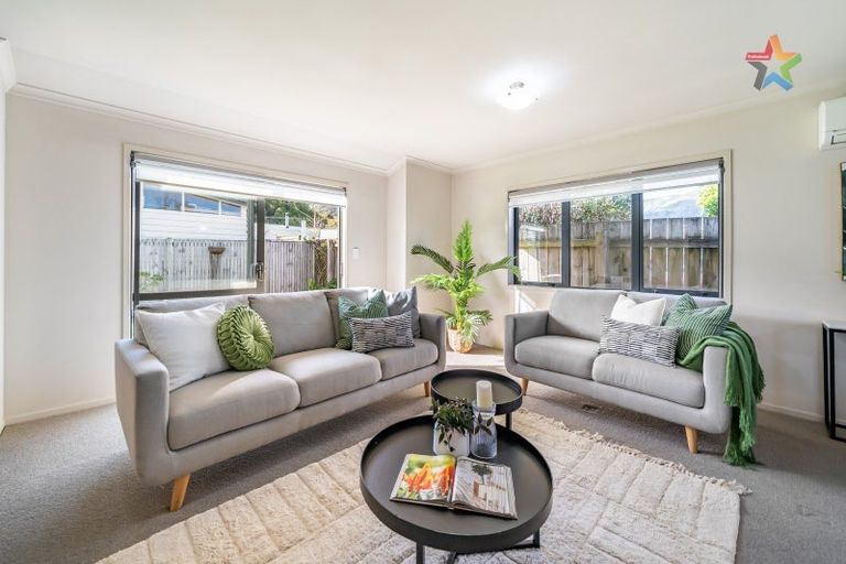 Photo of property in 14a Glen Road, Stokes Valley, Lower Hutt, 5019