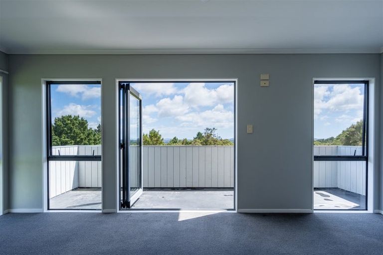 Photo of property in 42 Piwakawaka Rise, Karetu, 0283