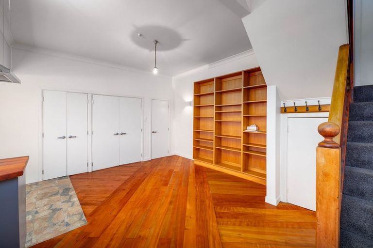 Photo of property in 13 Cunningham Terrace, Lyttelton, 8082